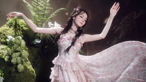 沙特小伙洪水救人